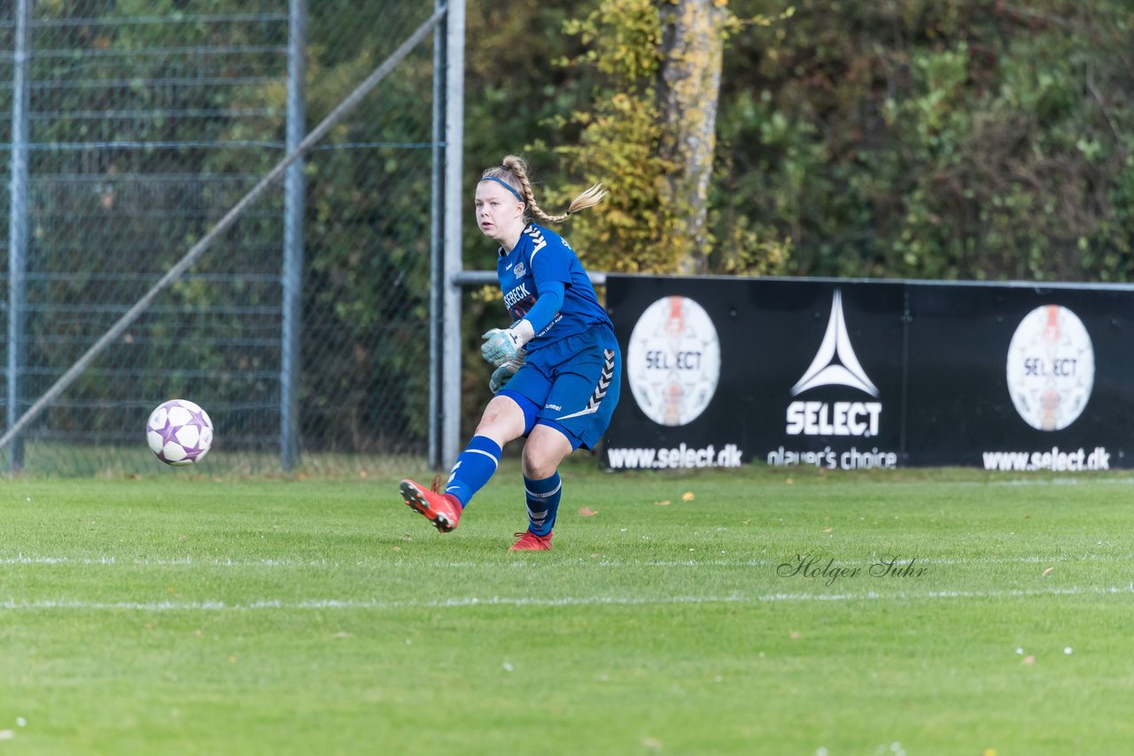 Bild 246 - B-Juniorinnen SV Henstedt Ulzburg - Holstein Kiel : Ergebnis: 0:9